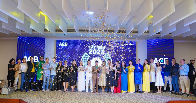 chủ đề tiệc cuối năm đà nẵng