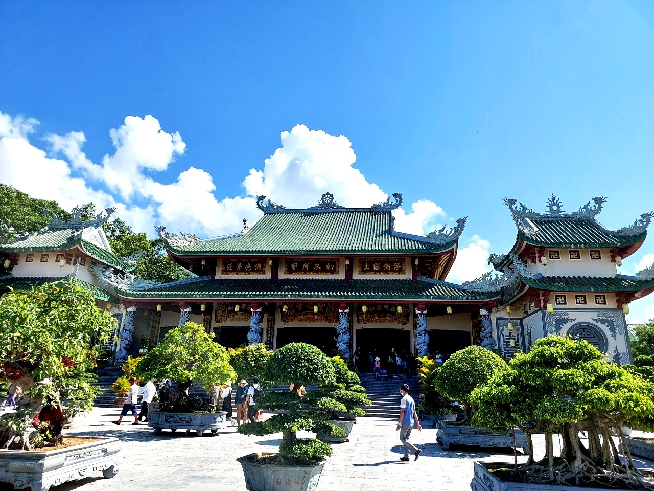 spiritual- tourism- in- Da -Nang- April -30th - May -1st 