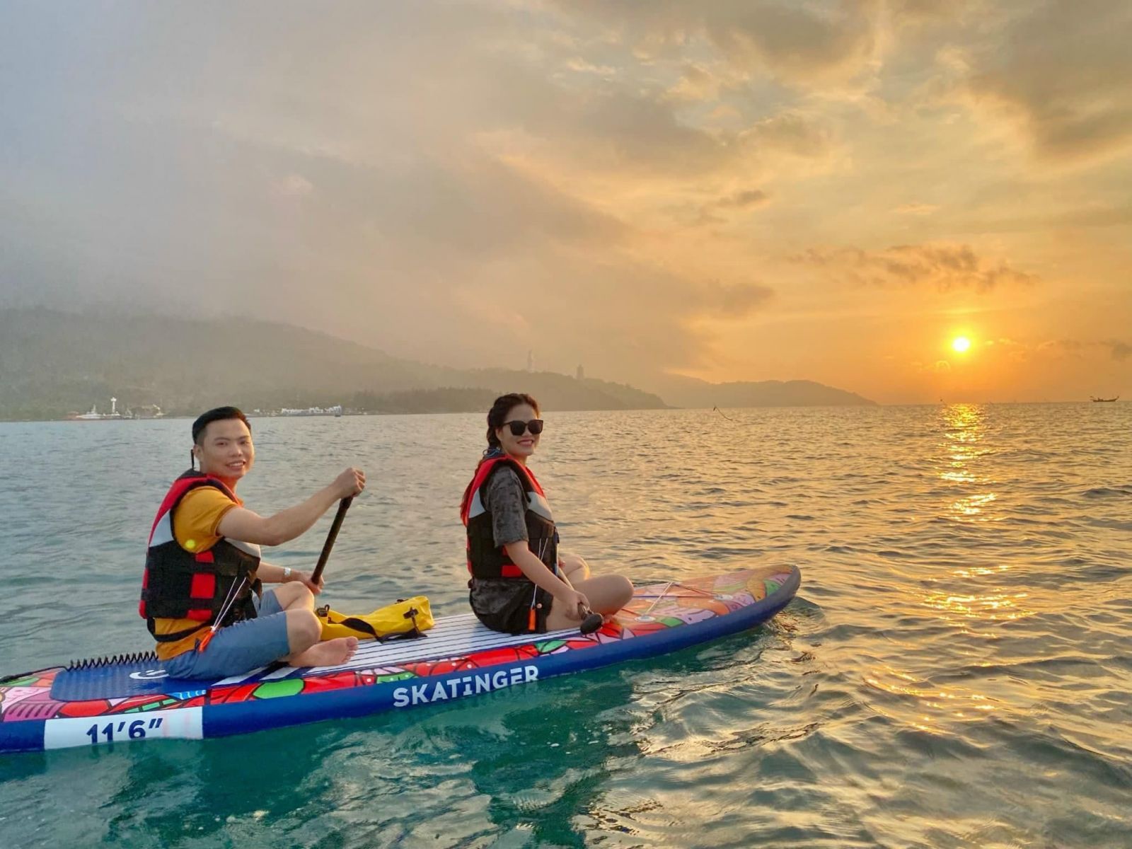 my-khe-beach-sup